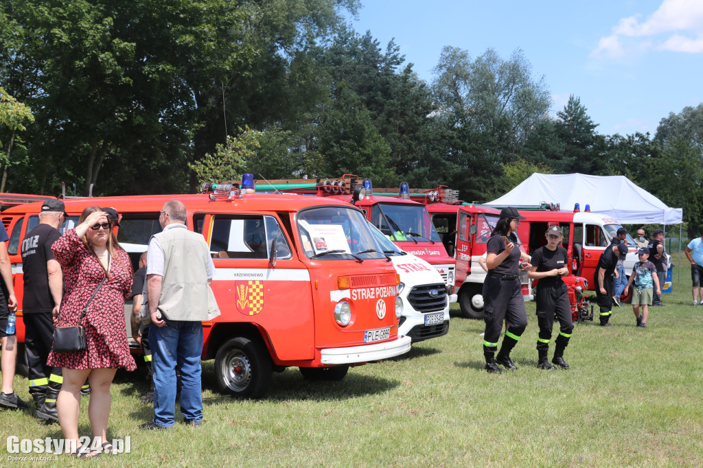 Strażacki Piknik Historyczny w Dzięczynie