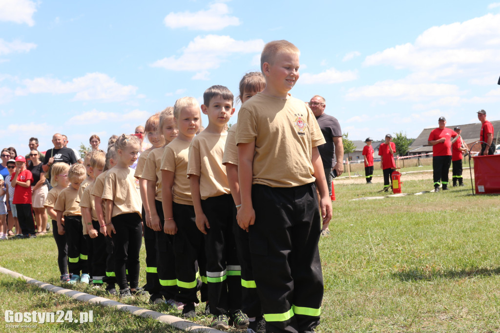 Strażacki Piknik Historyczny w Dzięczynie