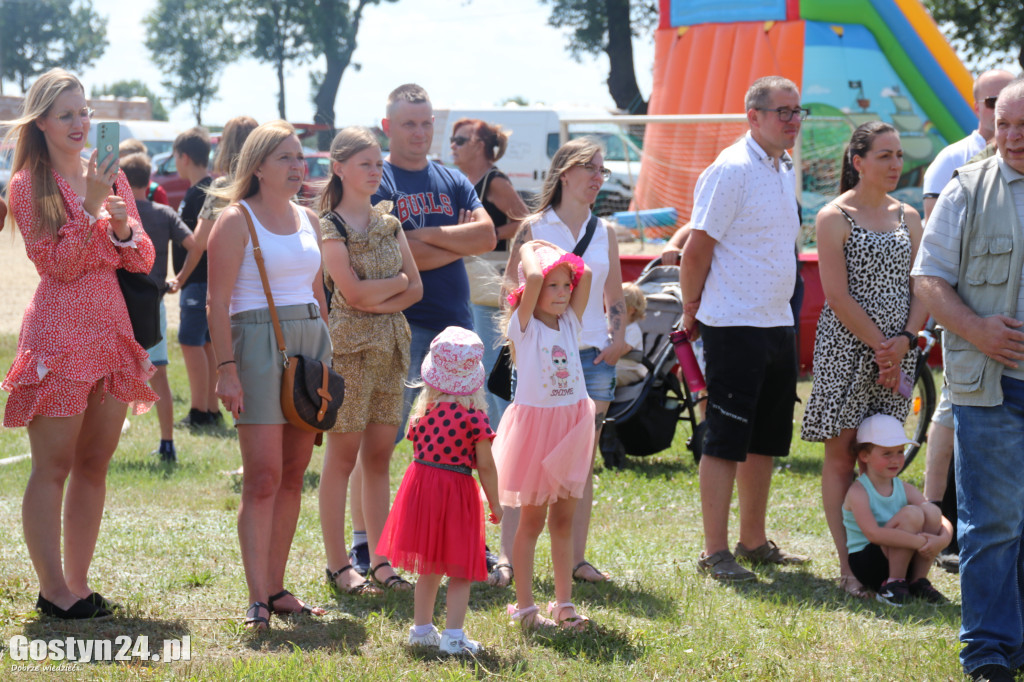 Strażacki Piknik Historyczny w Dzięczynie