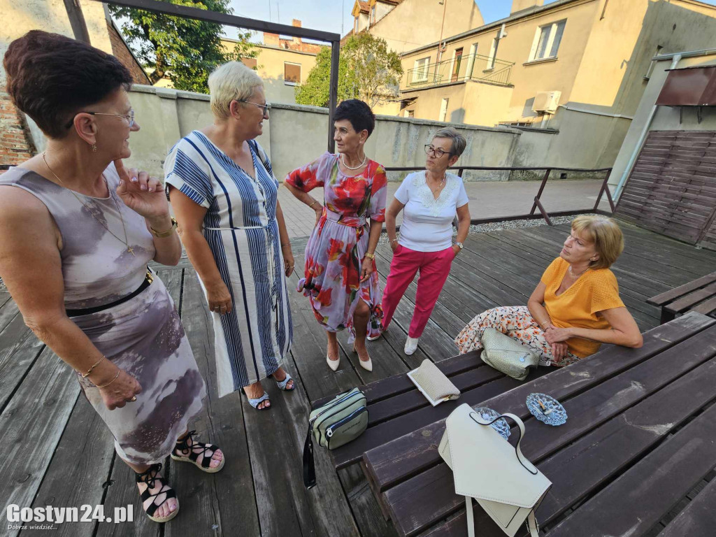 Zjazd absolwentów klas ósmych szkoły w Piaskach po 50 latach