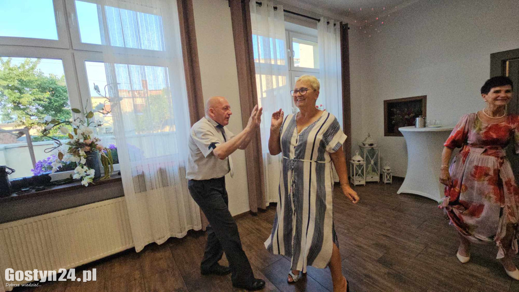 Zjazd absolwentów klas ósmych szkoły w Piaskach po 50 latach