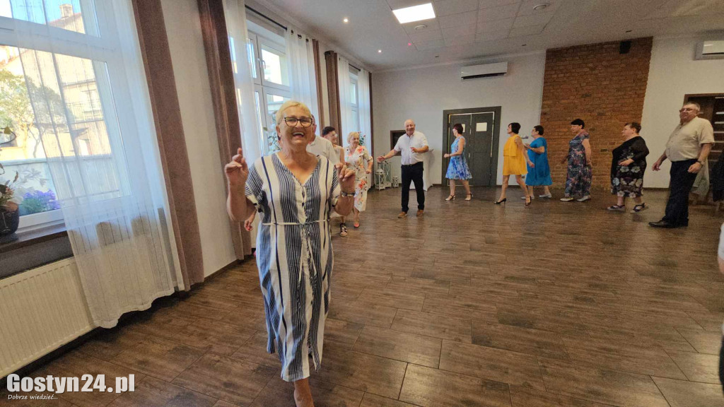 Zjazd absolwentów klas ósmych szkoły w Piaskach po 50 latach