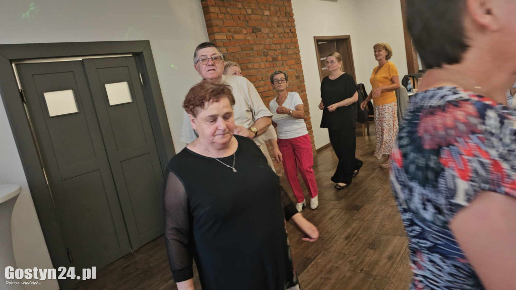 Zjazd absolwentów klas ósmych szkoły w Piaskach po 50 latach
