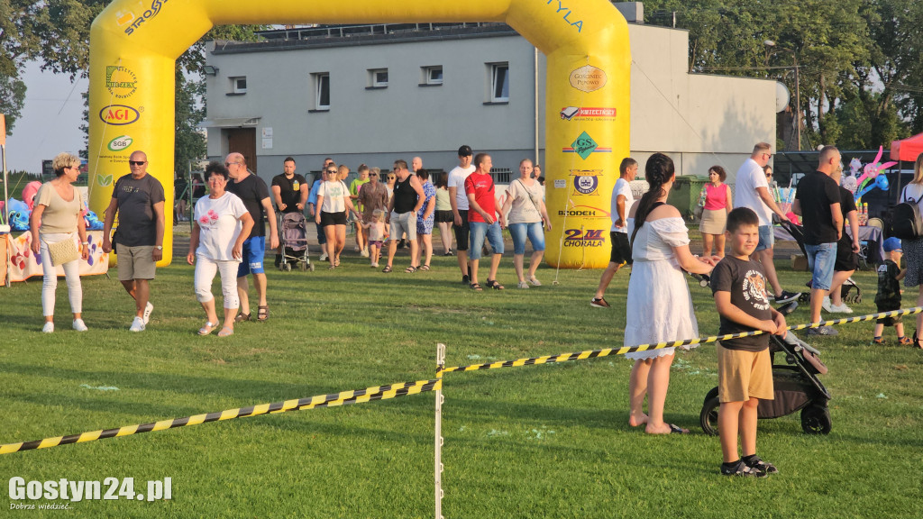Tłumy na koncercie zespołu Baciary w Pępowie