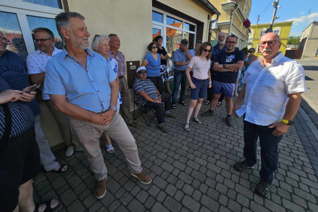 Historyczny spacer z Janem Niedzielą po rynku w Piaskach