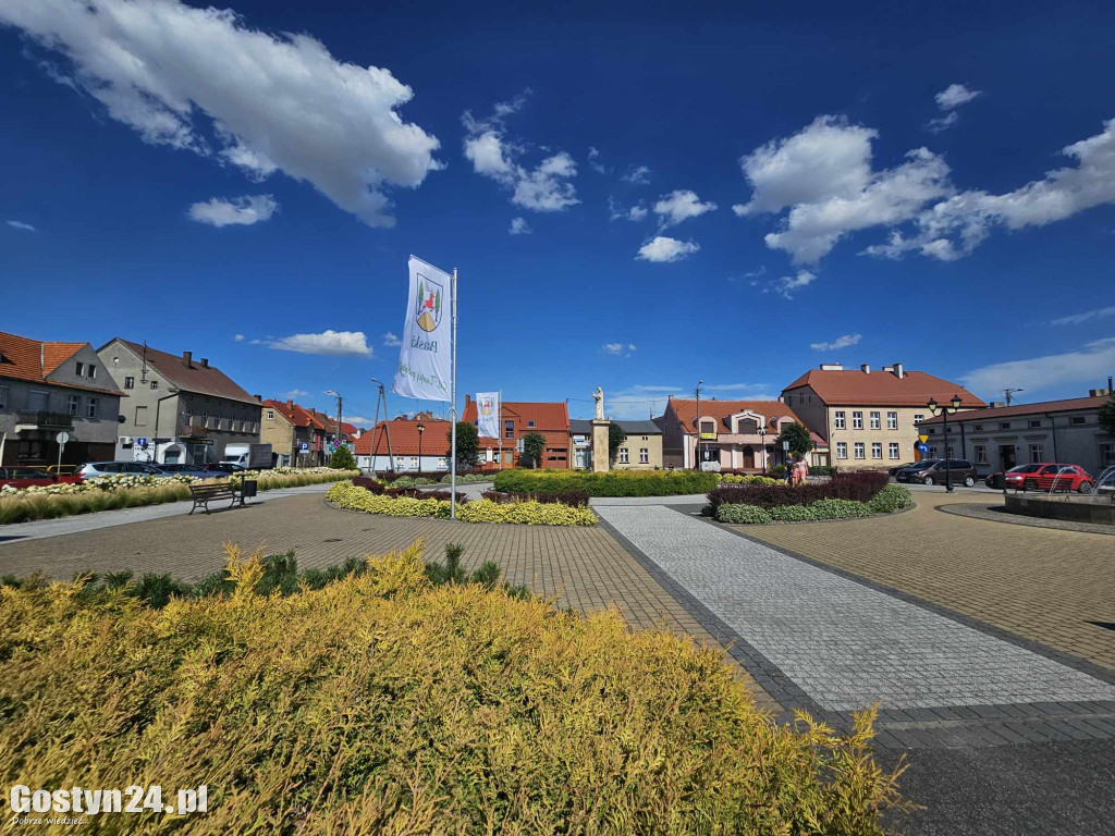 Historyczny spacer z Janem Niedzielą po rynku w Piaskach