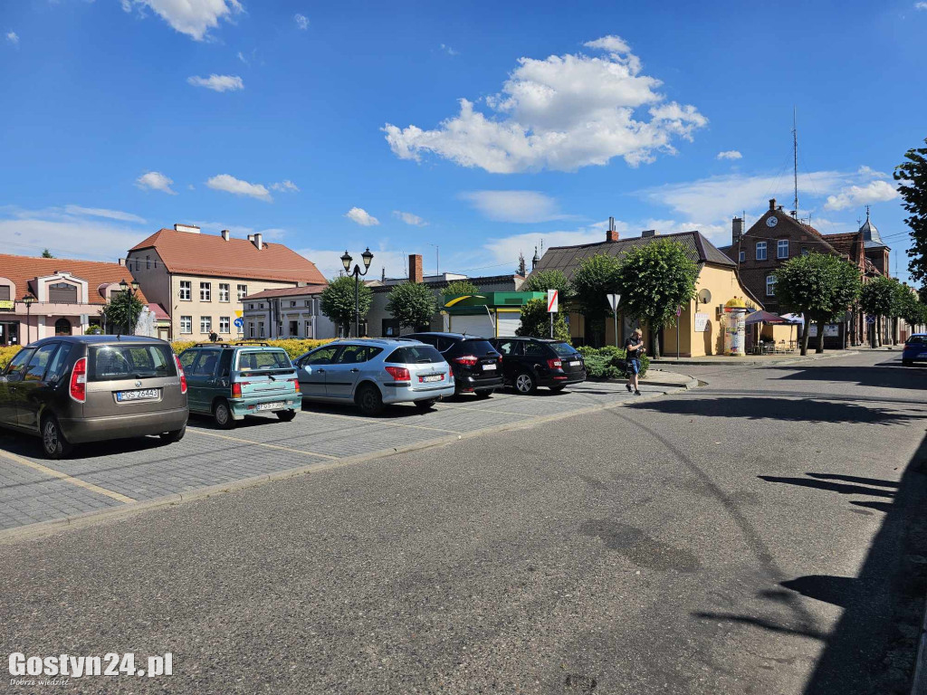 Historyczny spacer z Janem Niedzielą po rynku w Piaskach