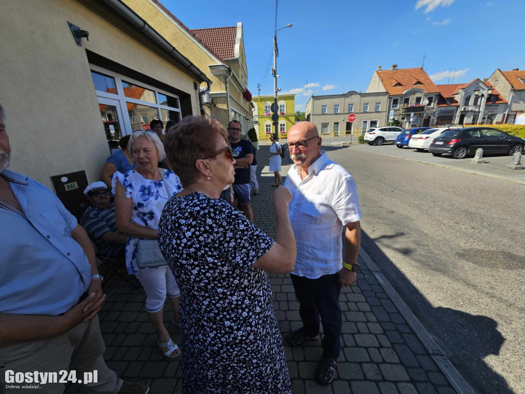 Historyczny spacer z Janem Niedzielą po rynku w Piaskach