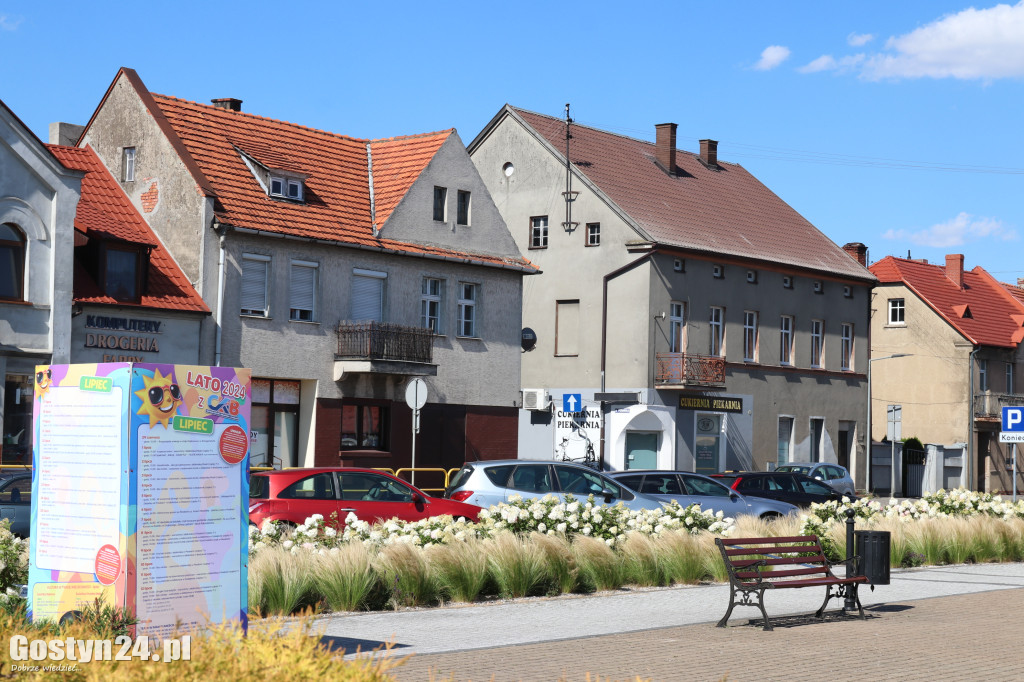 Historyczny spacer z Janem Niedzielą po rynku w Piaskach