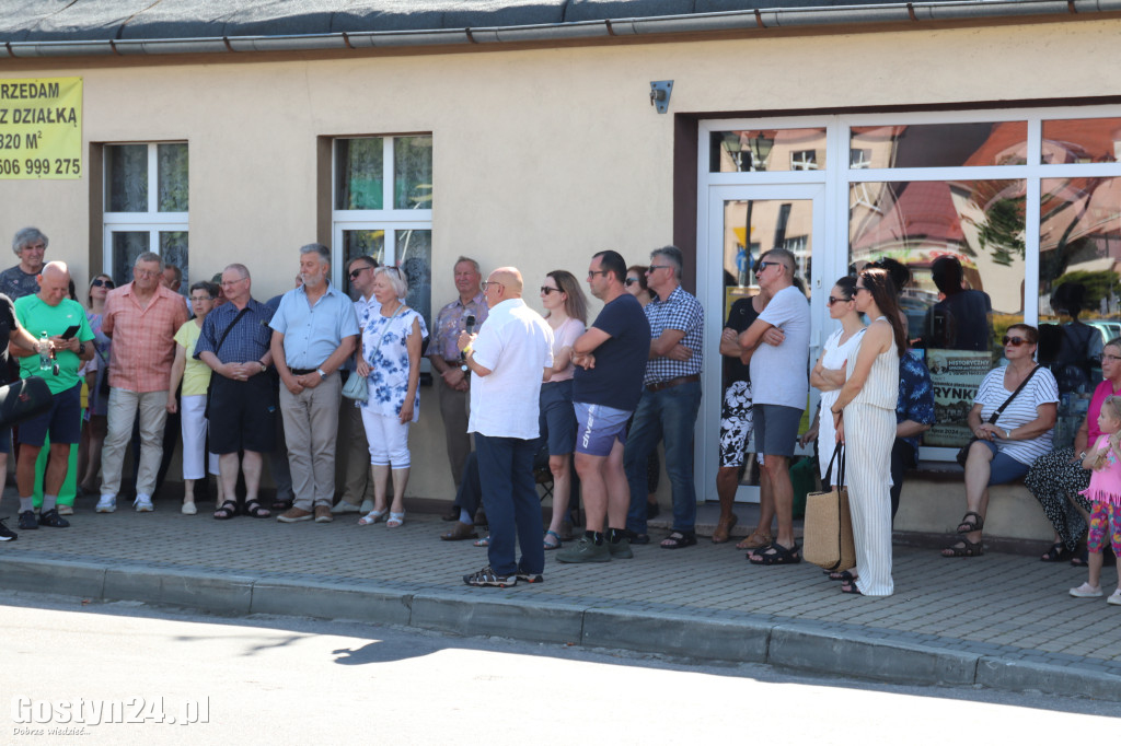 Historyczny spacer z Janem Niedzielą po rynku w Piaskach