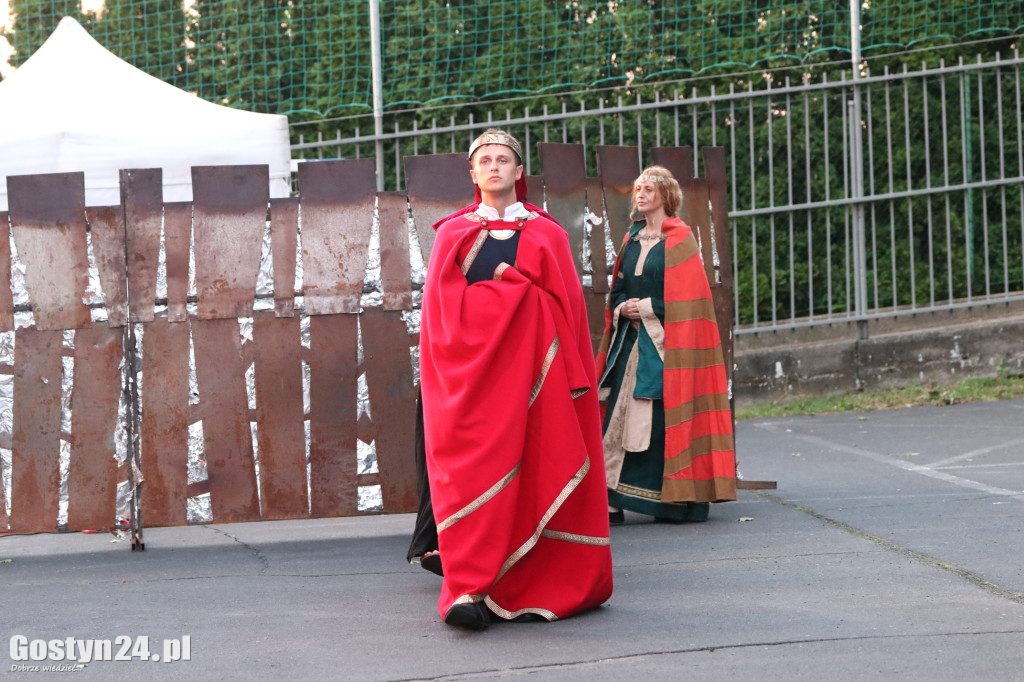 Teatr w małym mieście - dwa spektakle w Piaskach