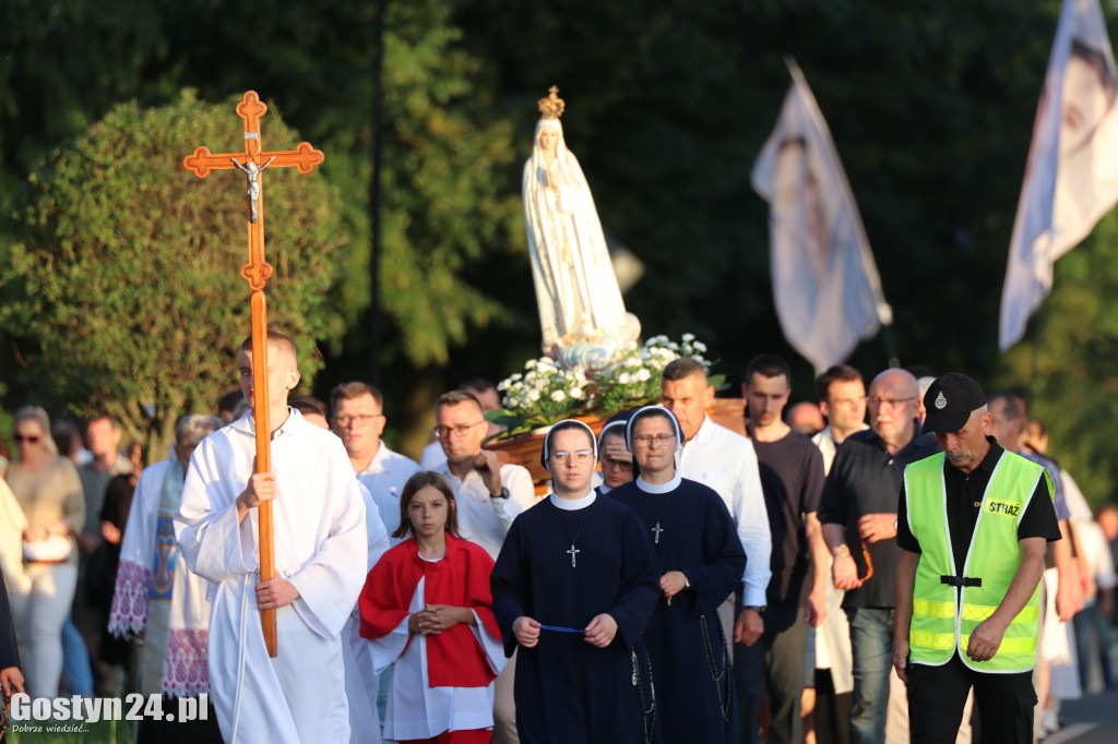 Procesja fatimska przeszła ulicami Gostynia na Świętą Górę