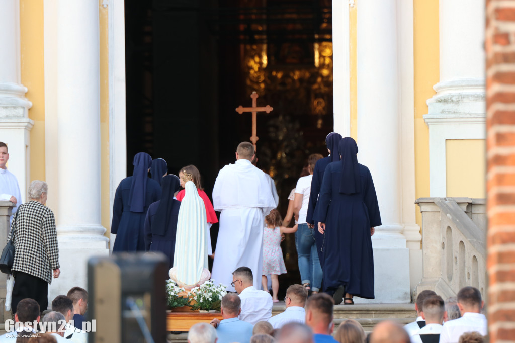 Procesja fatimska przeszła ulicami Gostynia na Świętą Górę