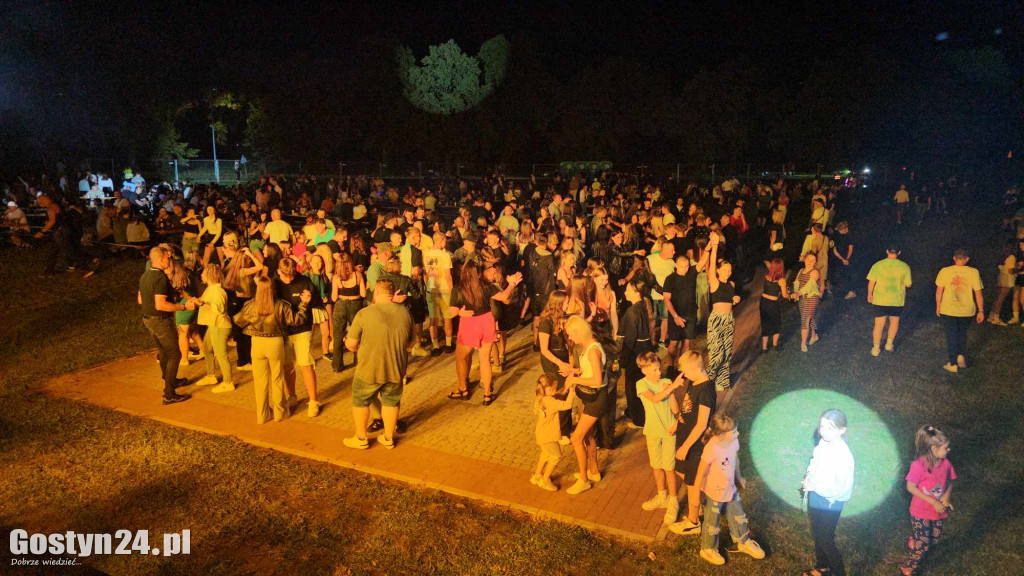 Impreza z Dj-ami zorganizowana przez OSP Niepart