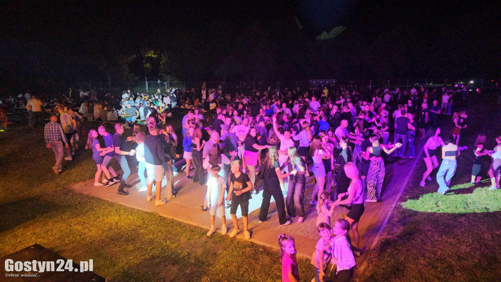 Impreza z Dj-ami zorganizowana przez OSP Niepart