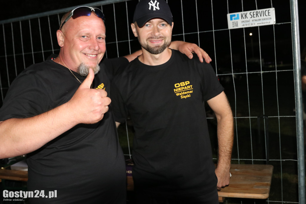 Impreza z Dj-ami zorganizowana przez OSP Niepart