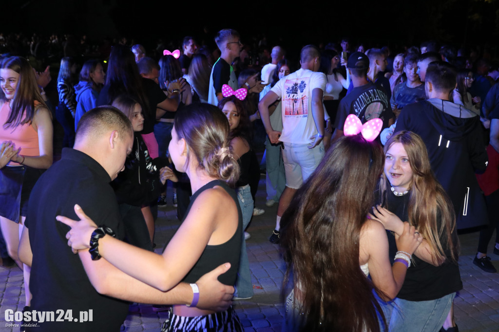 Impreza z Dj-ami zorganizowana przez OSP Niepart