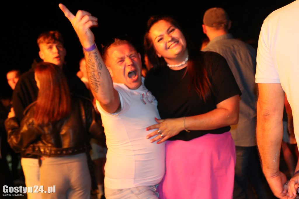 Impreza z Dj-ami zorganizowana przez OSP Niepart