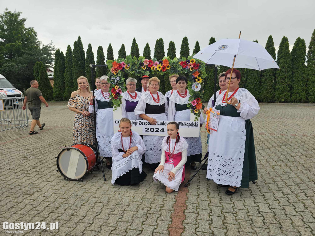 Prezentacje zespołów ludowych w Borku Wlkp.