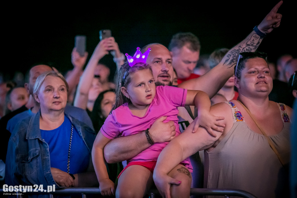 Występ zespołów Maanam Tribute Band oraz Beata i Bajm w Poniecu