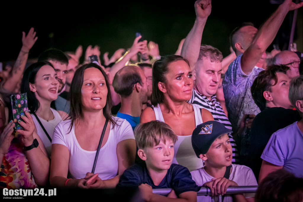 Występ zespołów Maanam Tribute Band oraz Beata i Bajm w Poniecu