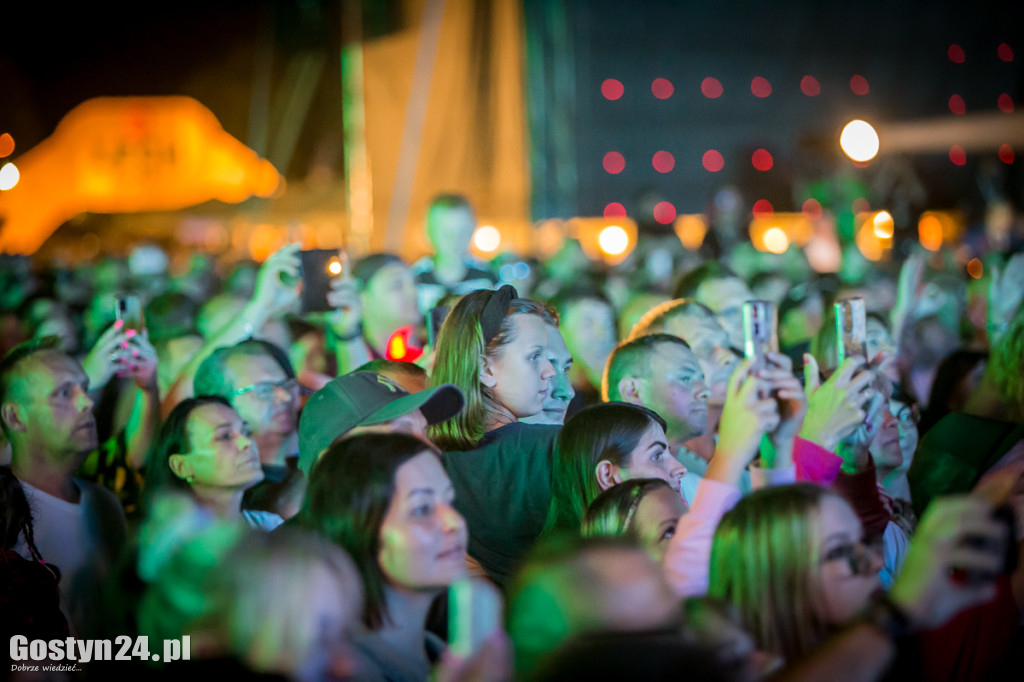 Występ zespołów Maanam Tribute Band oraz Beata i Bajm w Poniecu