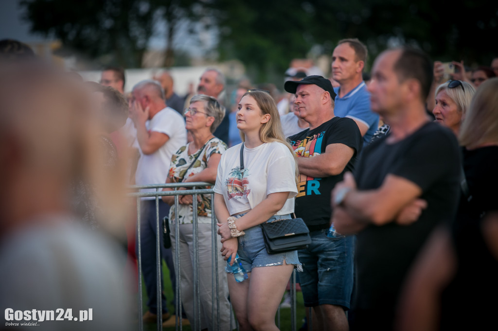 Występ zespołów Maanam Tribute Band oraz Beata i Bajm w Poniecu