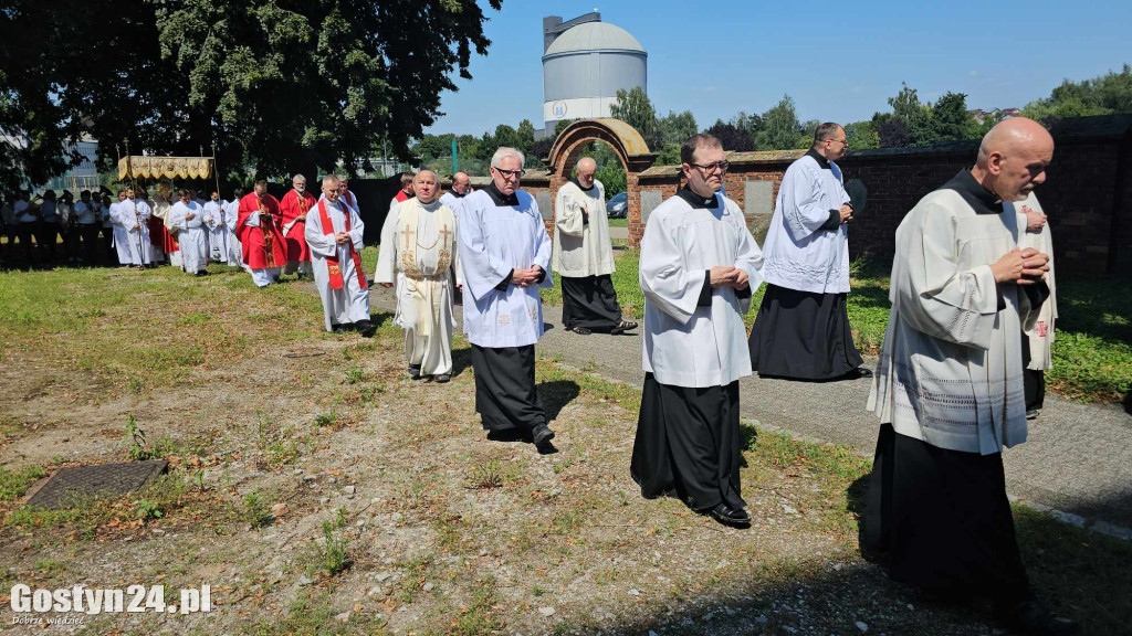 Msza odpustowa, procesja i koncert zespołu Rocal Fuza we Farze