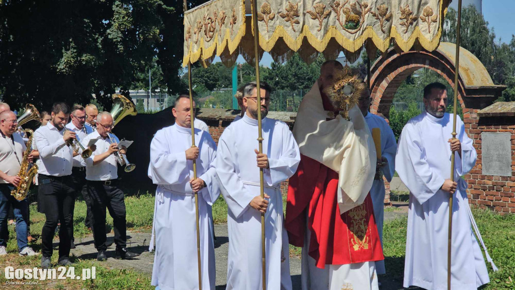 Msza odpustowa, procesja i koncert zespołu Rocal Fuza we Farze