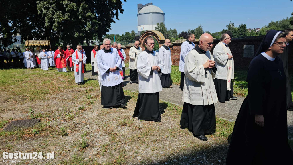 Msza odpustowa, procesja i koncert zespołu Rocal Fuza we Farze