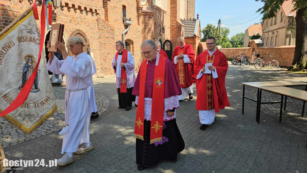 Msza odpustowa, procesja i koncert zespołu Rocal Fuza we Farze