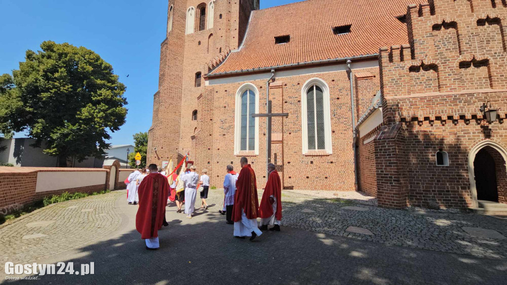 Msza odpustowa, procesja i koncert zespołu Rocal Fuza we Farze