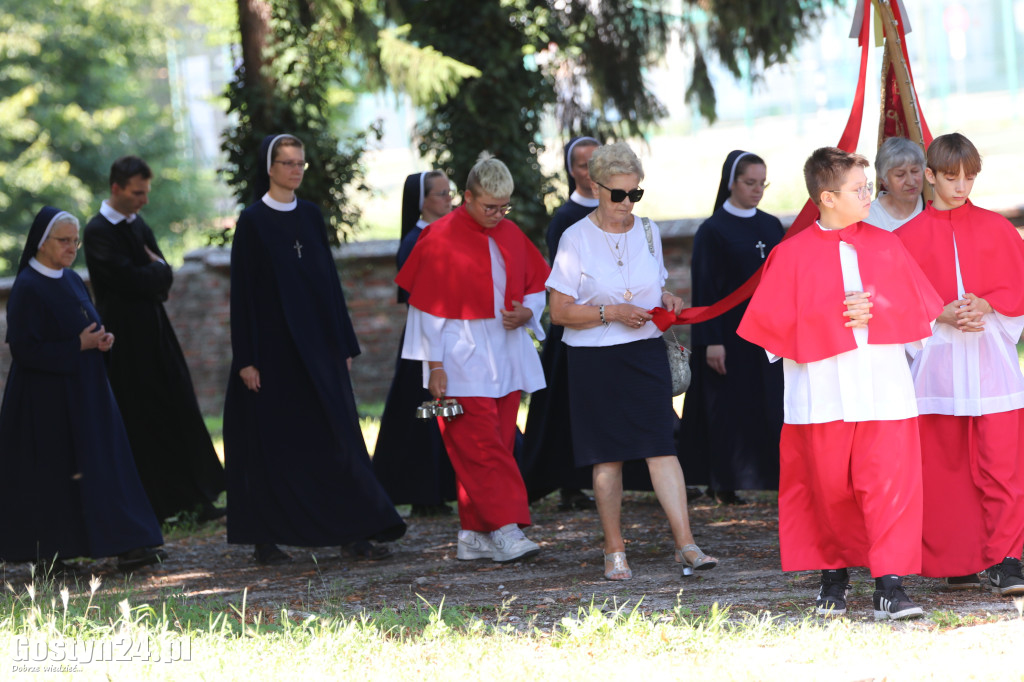 Msza odpustowa, procesja i koncert zespołu Rocal Fuza we Farze