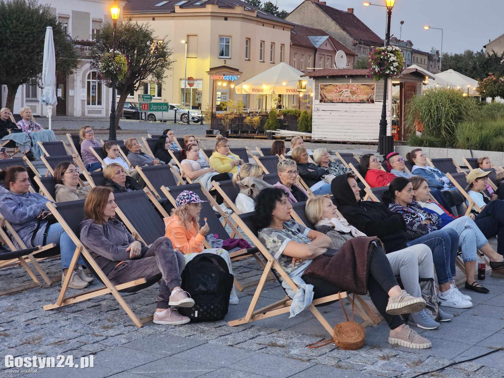 Kino plenerowe na gostyńskim rynku
