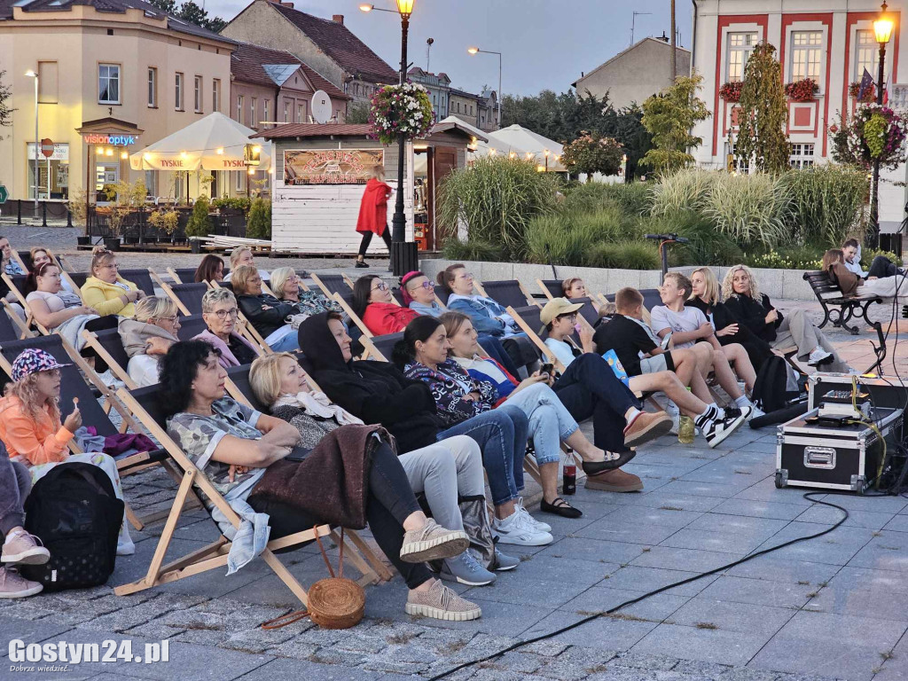 Kino plenerowe na gostyńskim rynku