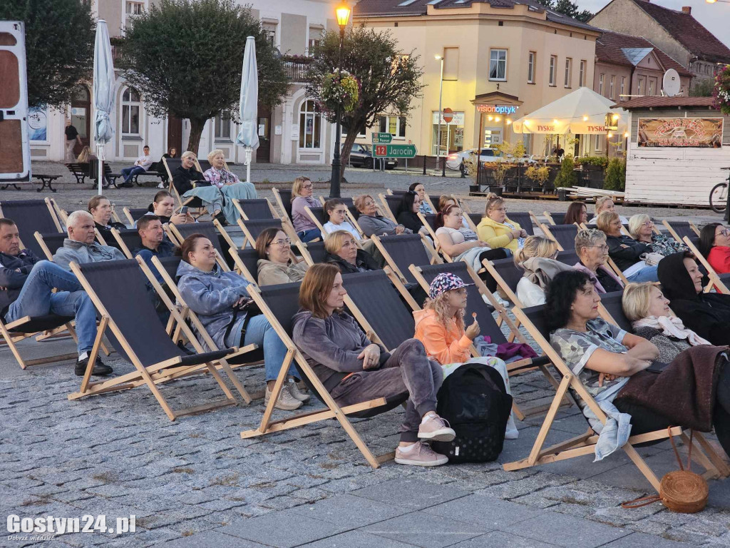 Kino plenerowe na gostyńskim rynku