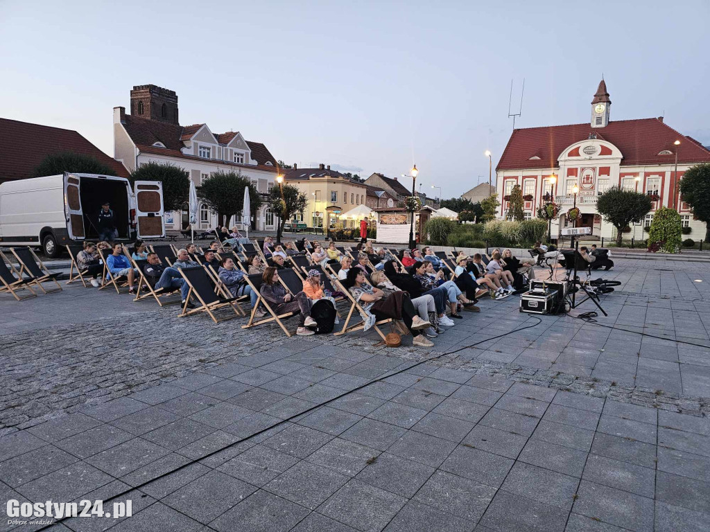 Kino plenerowe na gostyńskim rynku