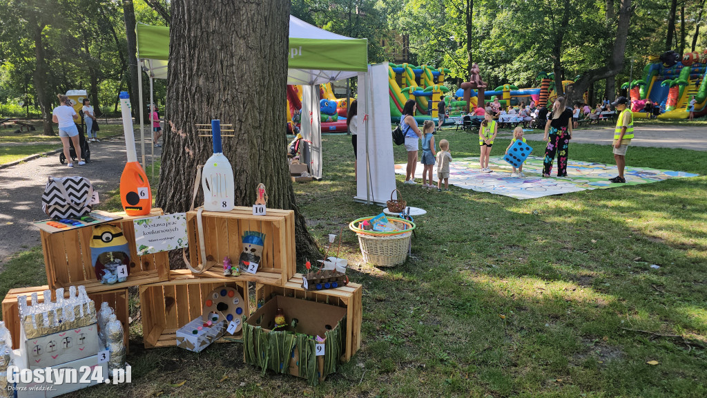 Piknik Rodzinny w parku w Pogorzeli