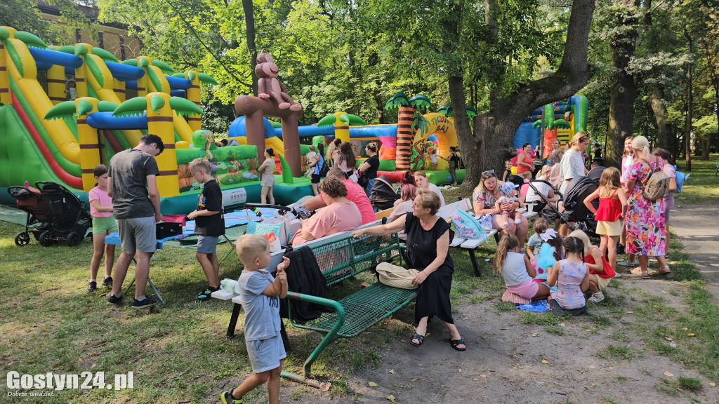 Piknik Rodzinny w parku w Pogorzeli