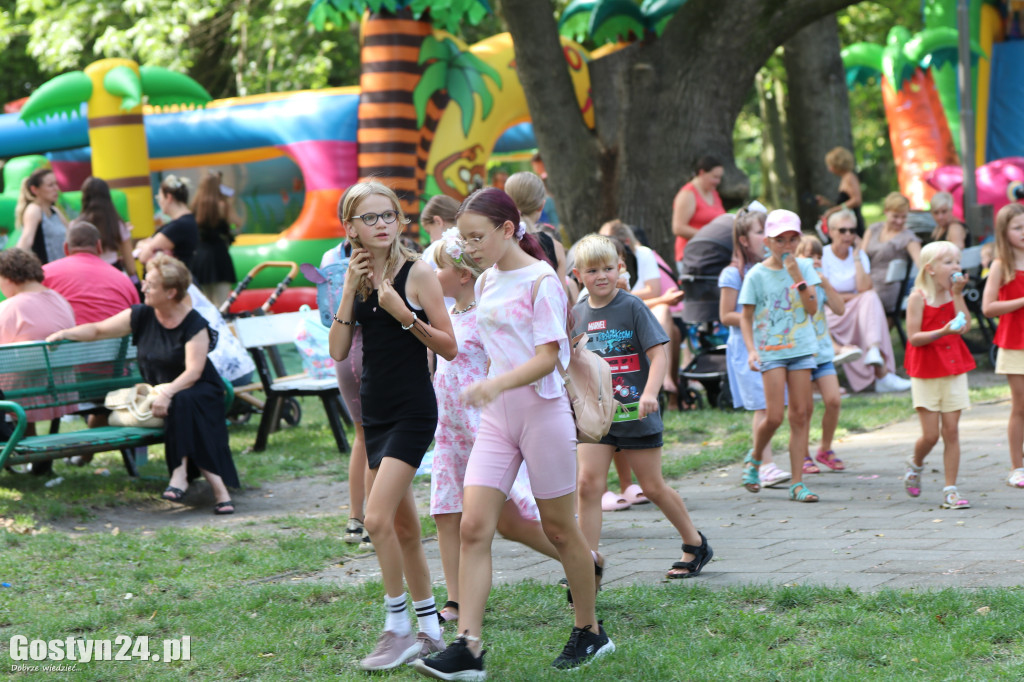 Piknik Rodzinny w parku w Pogorzeli