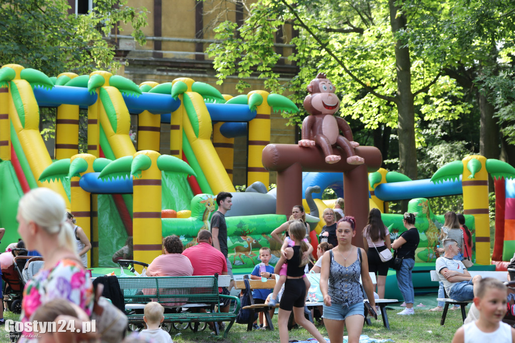 Piknik Rodzinny w parku w Pogorzeli
