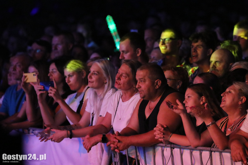 Koncert zespołu Baciary na dożynkach powiatowych