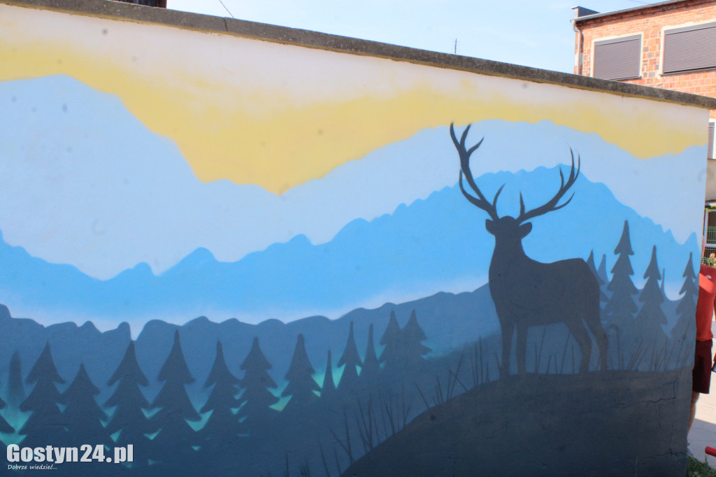 Nowe graffiti powstaje w Borku Wlkp.