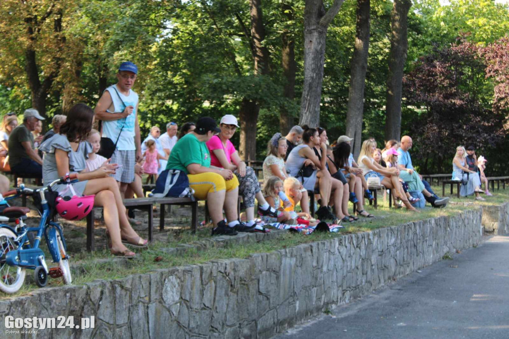 Pożegnanie wakacji w parku miejskim w Gostyniu