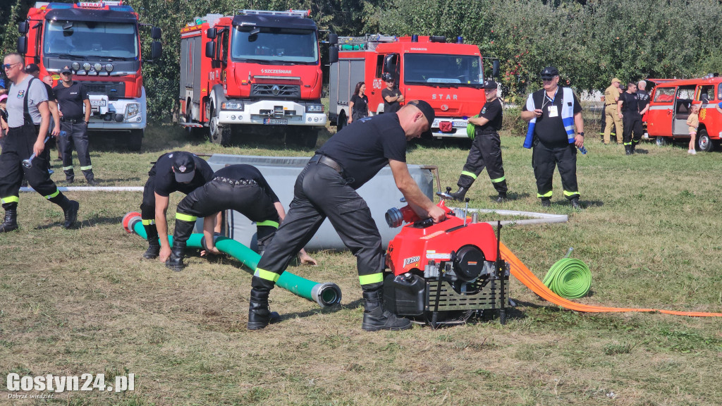 Strażacka bojówka charytatywna w Goli