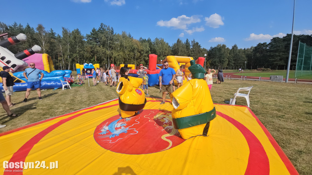 Festyn rodzinny przy szkole w Piaskach