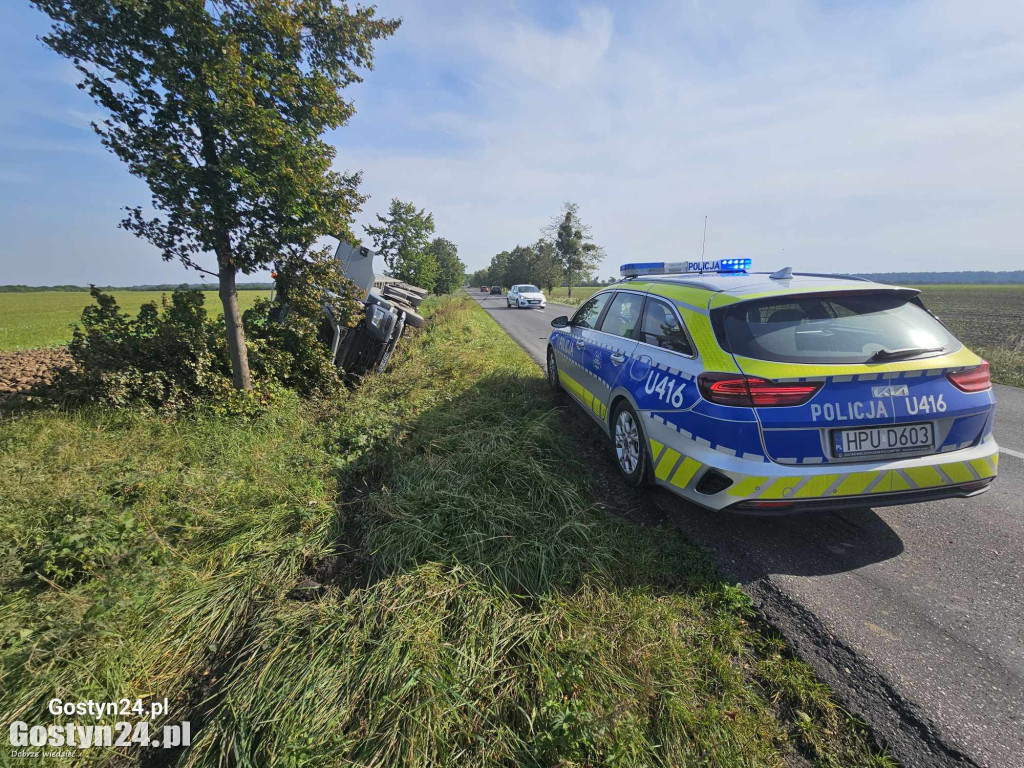 Przewróciła się ciężarówka z burkami cukrowymi