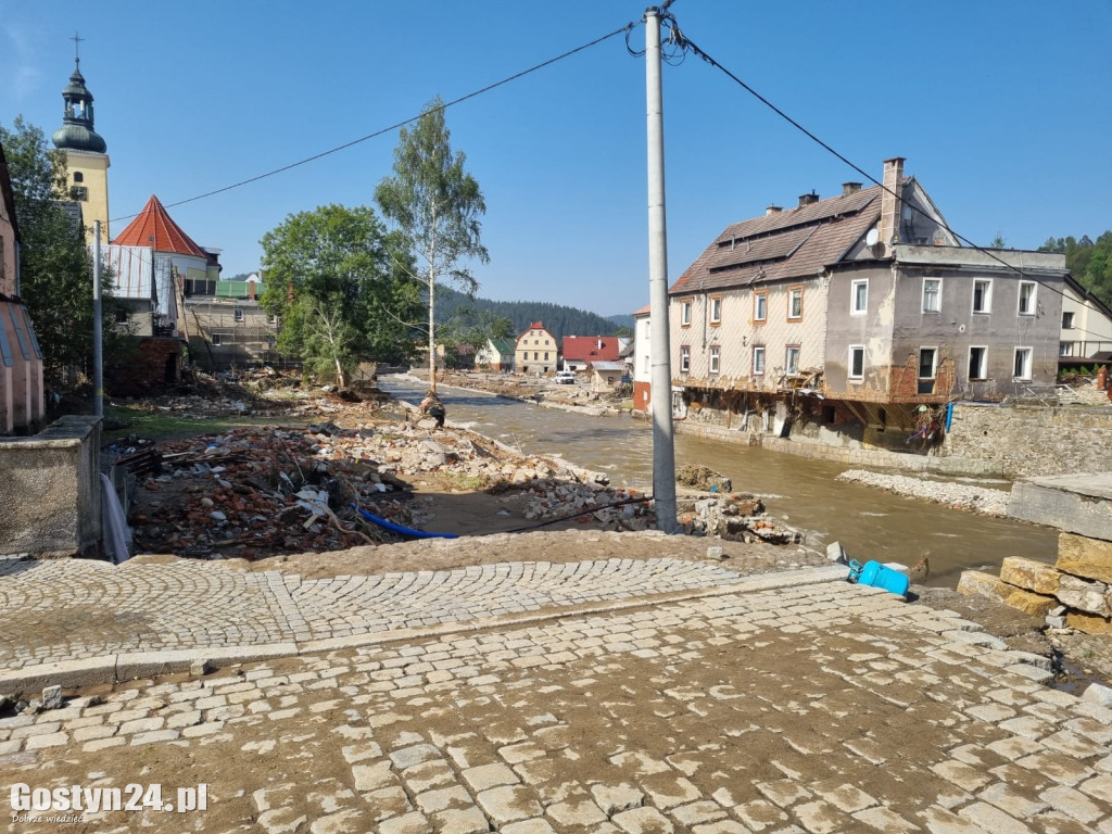 Pierwsze dary z powiatu gostyńskiego docierają do powodzian