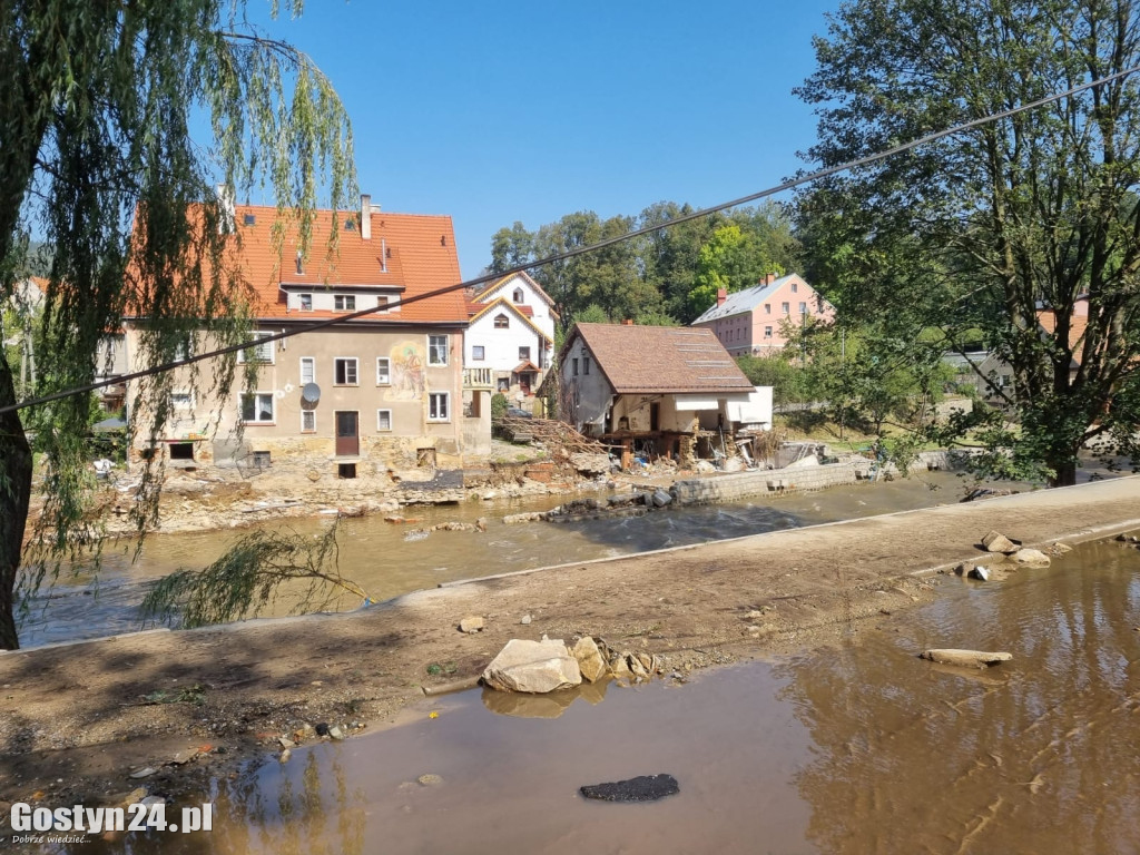 Pierwsze dary z powiatu gostyńskiego docierają do powodzian