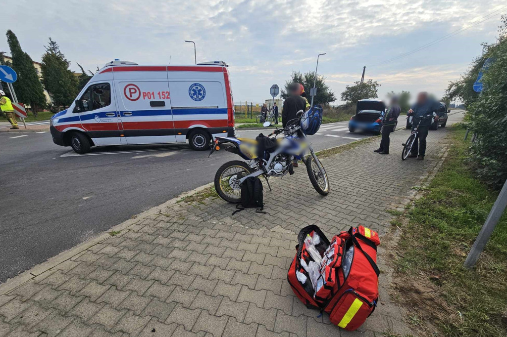 Zderzenie osobówki i motoroweru w Pudliszkach